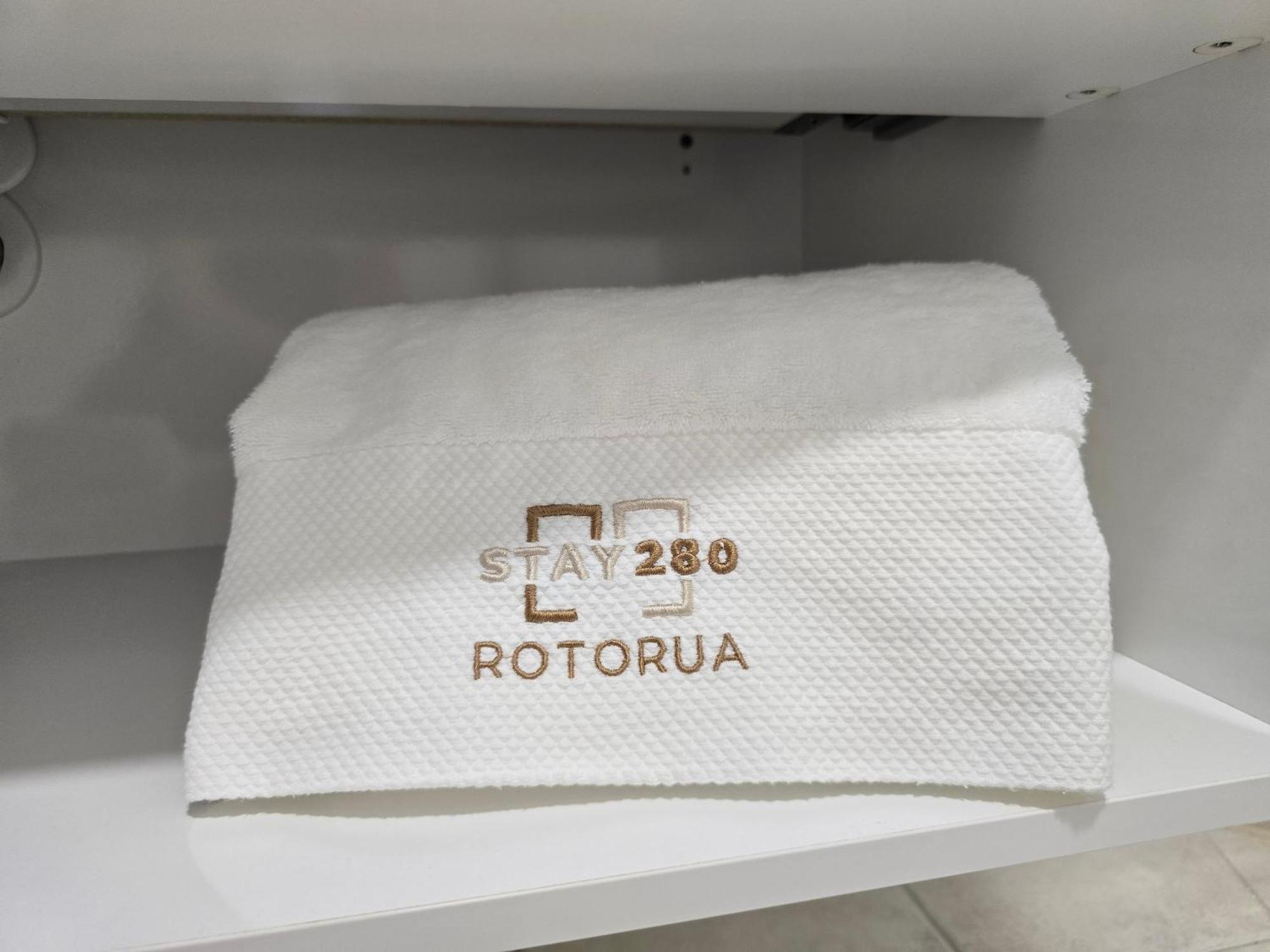 Stay 284 Rotorua - Refurbished Modern Accommodation Exterior photo