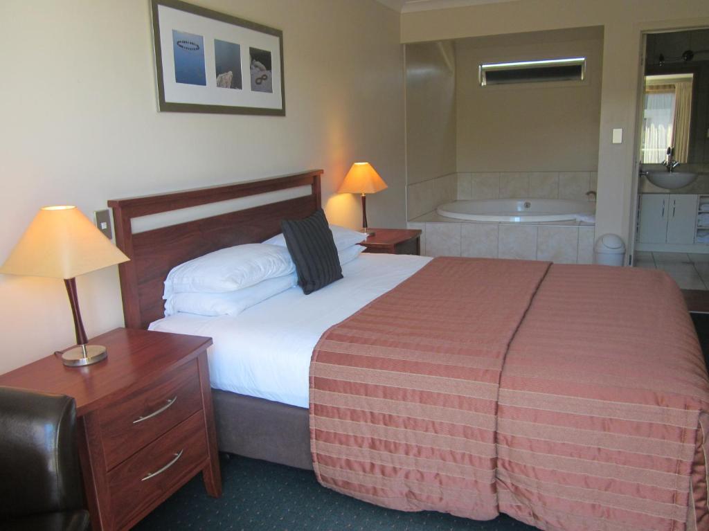 Emerald Spa Motor Inn Rotorua Room photo