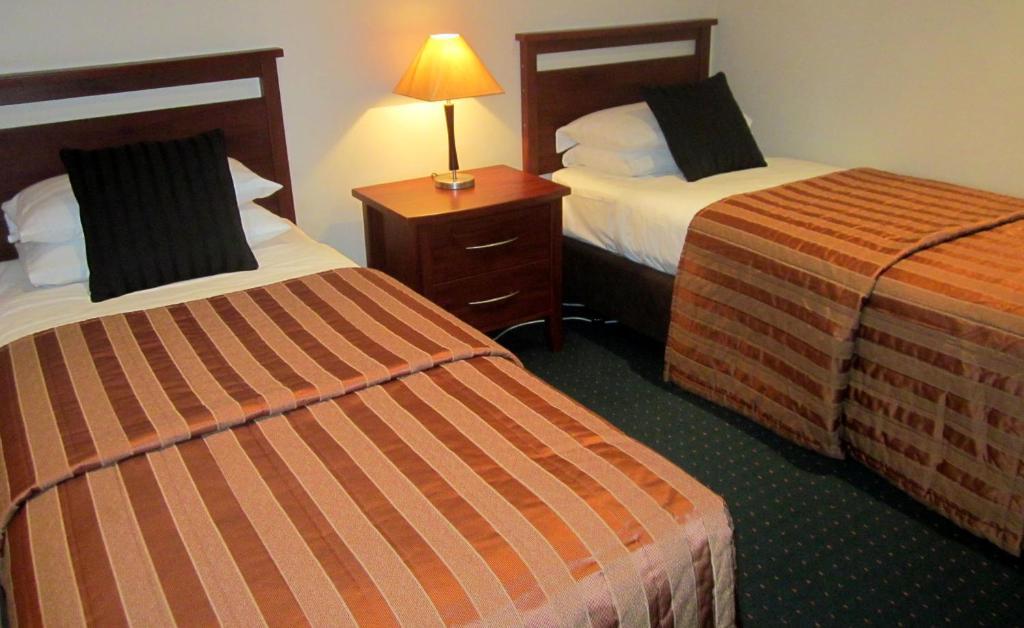 Emerald Spa Motor Inn Rotorua Room photo