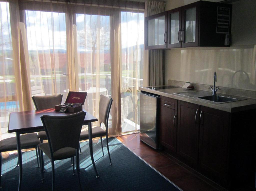 Stay 284 Rotorua - Refurbished Modern Accommodation Exterior photo