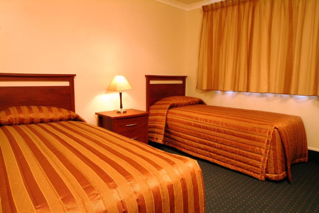 Emerald Spa Motor Inn Rotorua Room photo